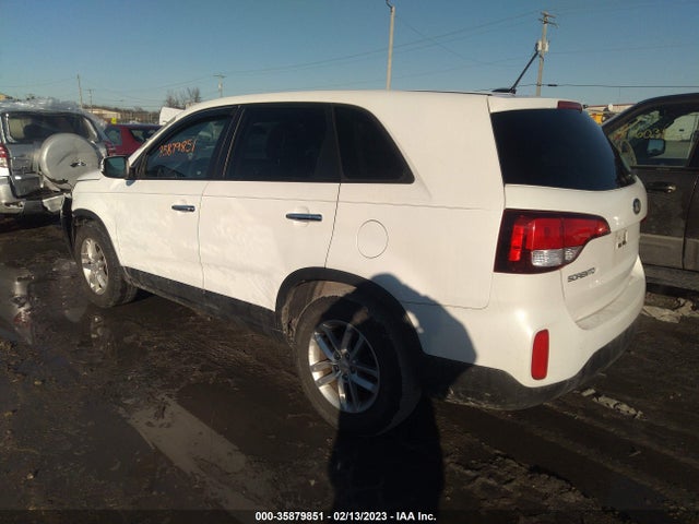 KIA SORENTO LX 2014 5XYKT3A65EG487119 Image 4