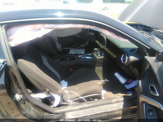 Chevrolet Camaro 1lt 2018 1G1FB1RX8J0107852 Image 10