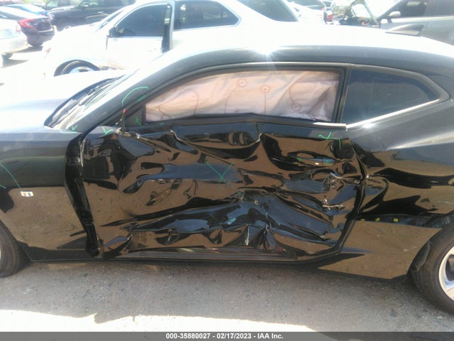 Chevrolet Camaro 1lt 2018 1G1FB1RX8J0107852 Image 11