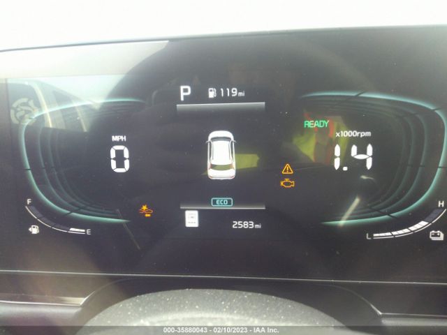 KNDCT3LE8P5061218 KIA NIRO SX