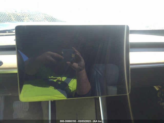 Tesla Model 3 Range 2019 5YJ3E1EA8KF401824 Image 9