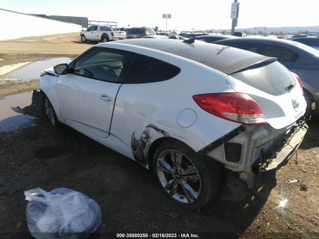 Hyundai VELOSTER 2016 KMHTC6AD3GU288930 Image 4