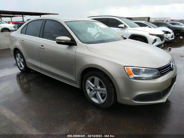 2014 3VWLL7AJ5EM206226 main image