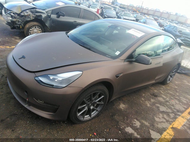 Tesla Model 3 Long Range 2022 5YJ3E1EB0NF137088 Image 2