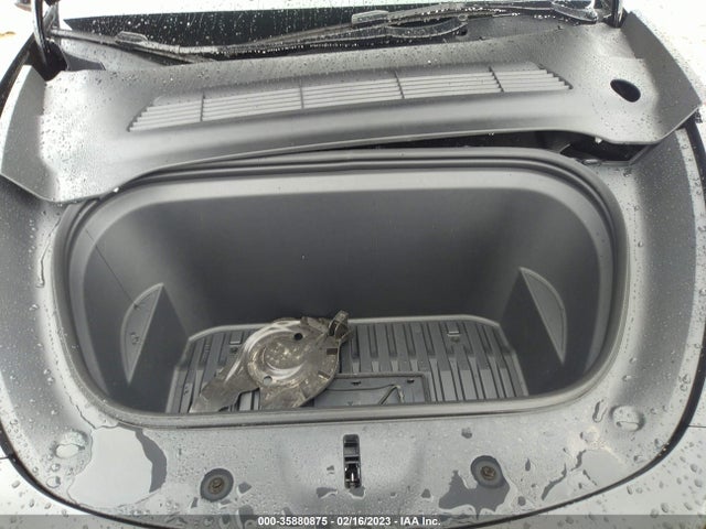 Tesla Model Y Long Range 2023 7SAYGDEEXPA052466 Image 10