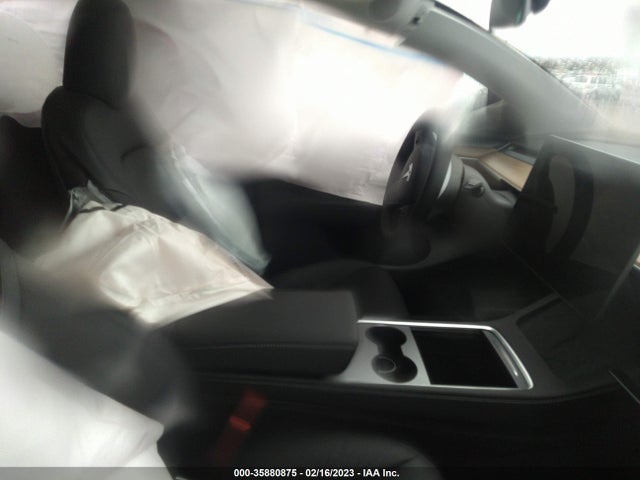 Tesla Model Y Long Range 2023 7SAYGDEEXPA052466 Image 5