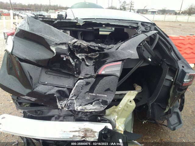 Tesla Model Y Long Range 2023 7SAYGDEEXPA052466 Image 6