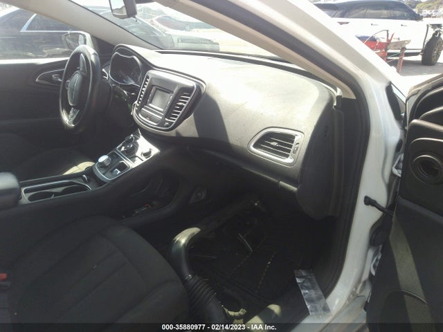 1C3CCCABXGN163990 Chrysler 200 Limited
