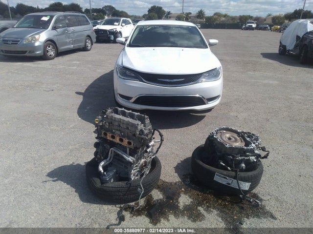 1C3CCCABXGN163990 Chrysler 200 Limited