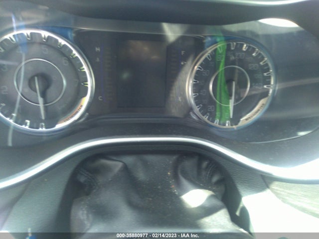 1C3CCCABXGN163990 Chrysler 200 Limited