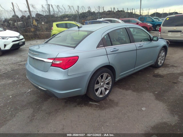 Chrysler 200 Touring 2012 1C3CCBBB7CN181589 Image 4