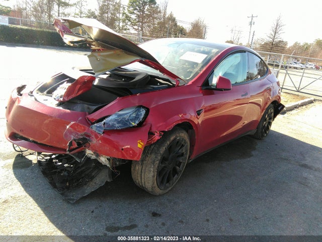 Tesla Model Y Long Range 2021 5YJYGDEE1MF087067 Image 2