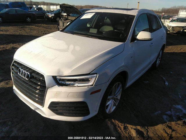 Audi Q3 Premium Plus 2018 WA1JCCFS1JR005284 Image 2
