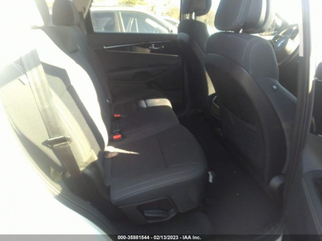 5XYPGDA31GG148513 KIA SORENTO LX