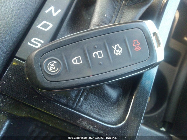 2019 Ford Taurus, VIN: 1FAHP2J83KG118946