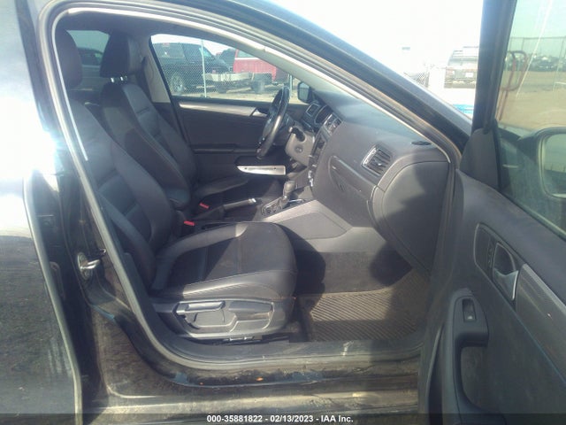 2018 Volkswagen Jetta, VIN: 3VWDB7AJXJM204960