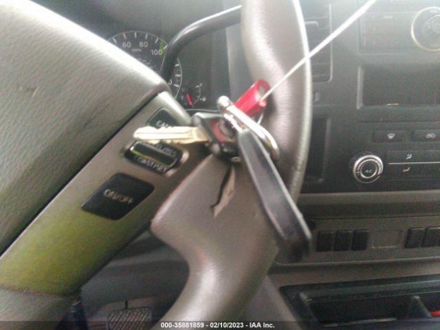 1N6BF0KM8HN803366 Nissan Nv Cargo S