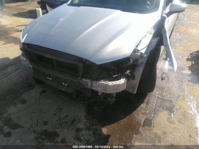 2018 FORD FUSION S VIN: 3FA6P0G70JR270796