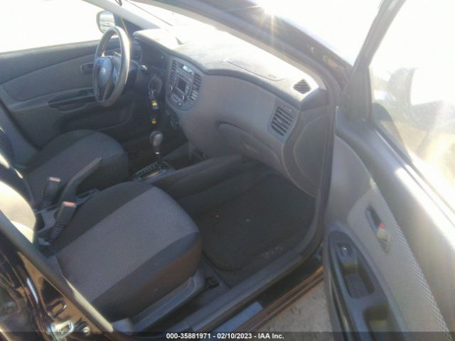 KNADH4A32A6633735 KIA RIO LX