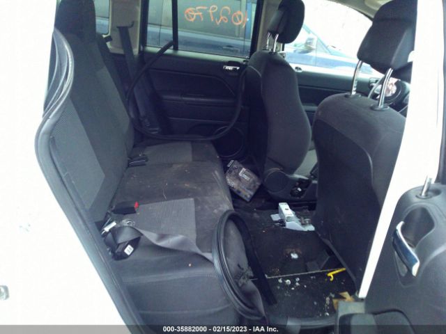 1C4NJDBB2GD521183 Jeep Compass Sport
