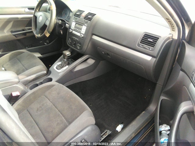 3VWJM71K39M096764 Volkswagen Jetta Sedan S