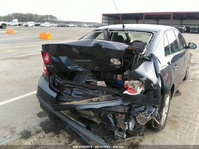 3VWJM71K39M096764 Volkswagen Jetta Sedan S