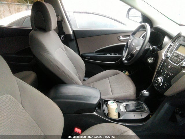 2016 Hyundai Santa Fe, VIN: 5XYZT3LB6GG314611