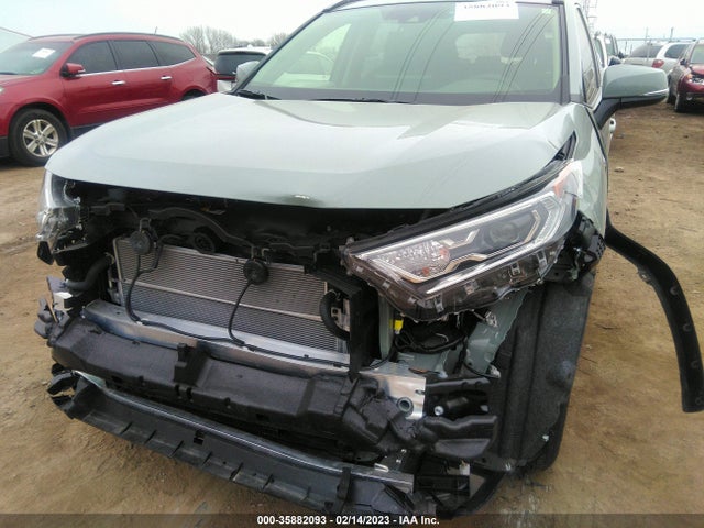 2021 Toyota RAV4, VIN: JTMRWRFV8MD125971