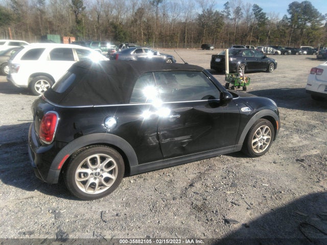 2017 Mini Roadster, VIN: WMWWG9C30H3A92785