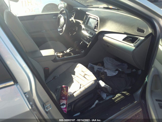 2019 Hyundai Sonata, VIN: 5NPE24AF2KH819608
