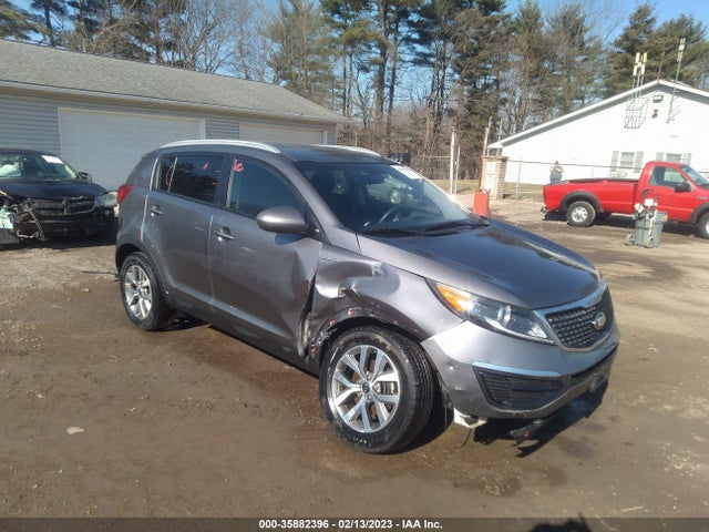 2016 Kia Sportage, VIN: KNDPBCACXG7827783