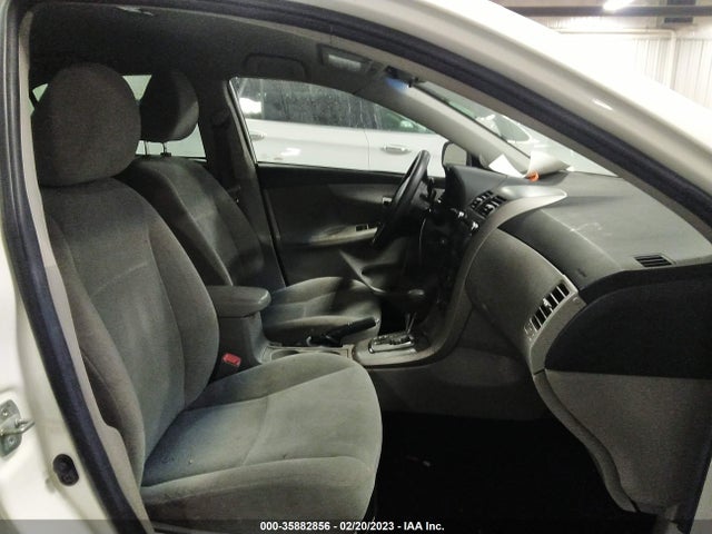 2011 TOYOTA COROLLA L/LE/S VIN: 2T1BU4EE4BC697688