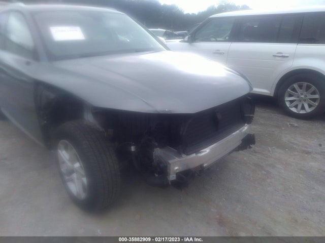 WA1ANAFY9J2040120 Audi Q5 Premium/tech Premium