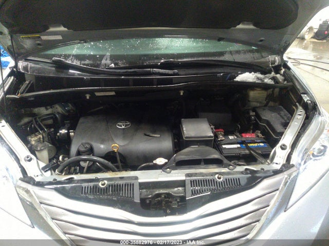 2017 Toyota Sienna, VIN: 5TDDZ3DC8HS161136