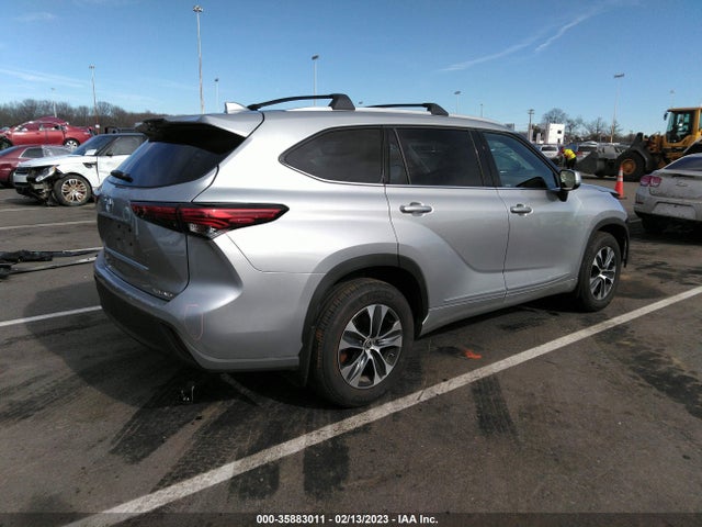 2022 Toyota Highlander, VIN: 5TDGZRBH9NS205266