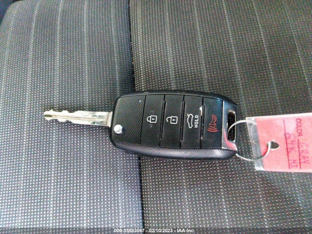 KIA Forte 5-door Ex 2016 KNAFX5A88G5617759 Image 3