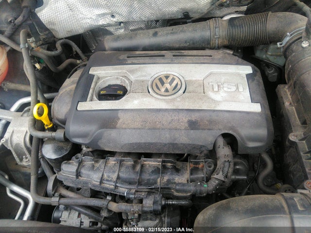 WVGBV7AXXHK031220 Volkswagen TIGUAN