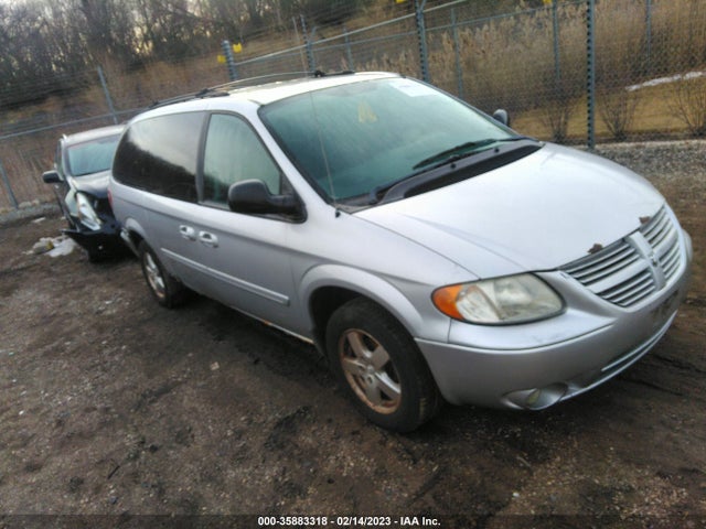 Dodge Grand Caravan Sxt 2005 2D4GP44L85R221268 головне зображення