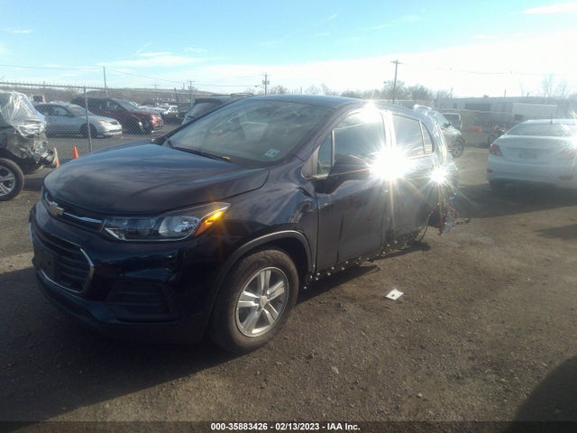 Chevrolet TRAX LS 2021 KL7CJNSB9MB357707 Image 2