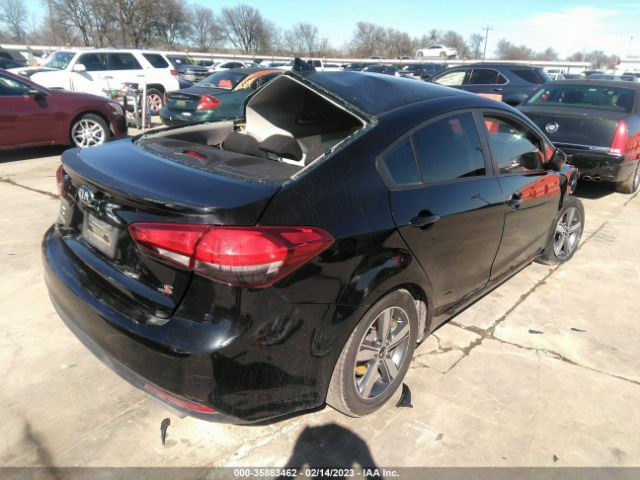 3KPFL4A77JE243818 KIA FORTE S