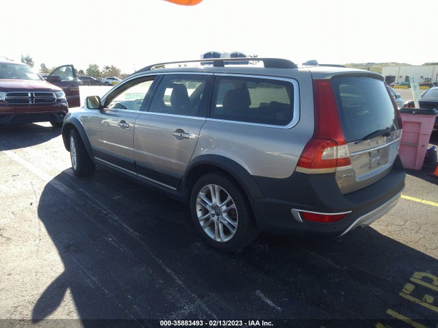 2016 Volvo XC70, VIN: YV4612NK0G1257738