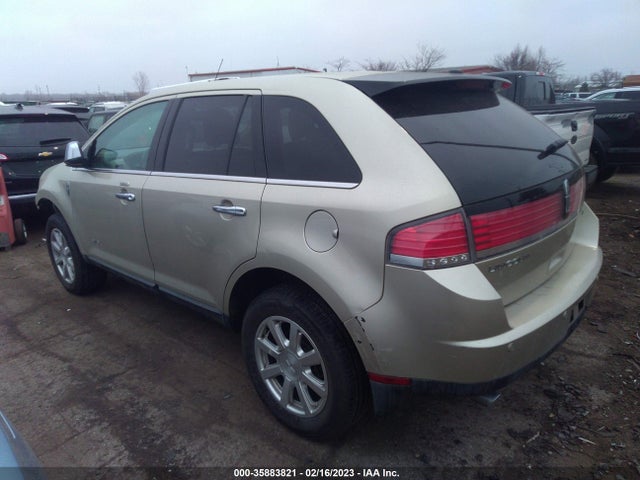 Lincoln MKX 2010 2LMDJ6JC7ABJ31923 Image 3