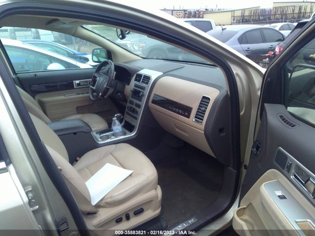 Lincoln MKX 2010 2LMDJ6JC7ABJ31923 Image 5