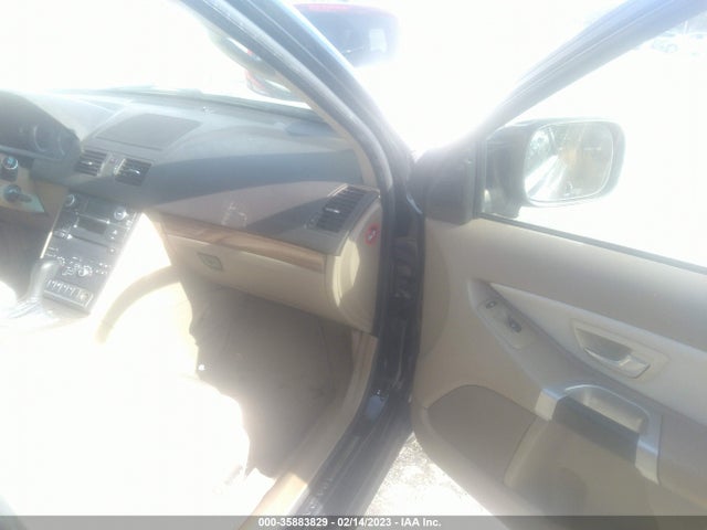 2011 VOLVO XC90 I6 VIN: YV4952CY6B1597378