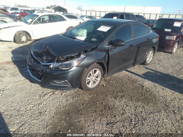 Chevrolet CRUZE LT 2018 1G1BE5SM7J7228439 Image 2