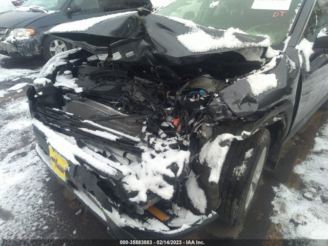 Toyota RAV4 LE 2023 JTMF1RFV3PD093565 Image 7