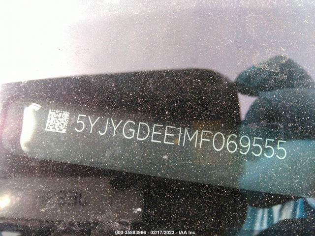 Tesla Model Y Long Range 2021 5YJYGDEE1MF069555 Image 11