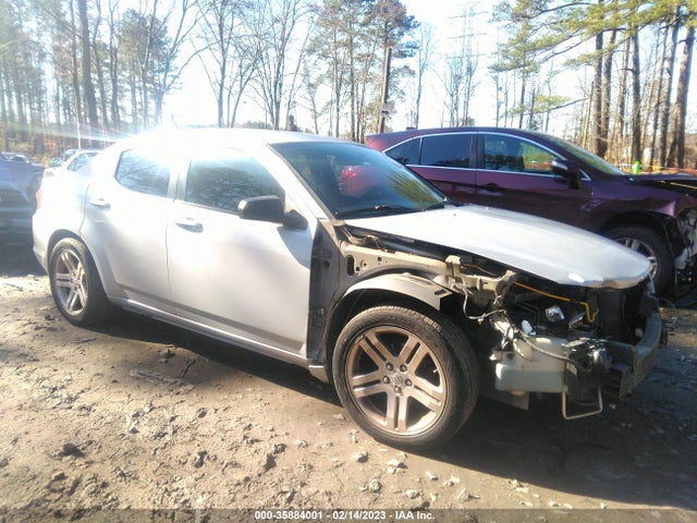 2011 1B3BD4FB1BN621090 main image