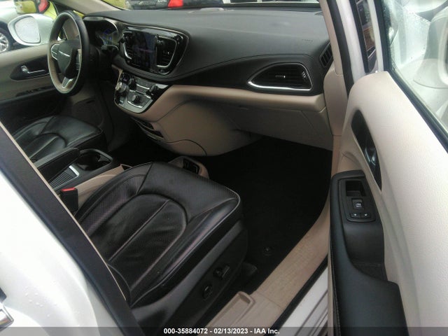 2018 Chrysler Pacifica Hybrid, VIN: 2C4RC1N77JR212993