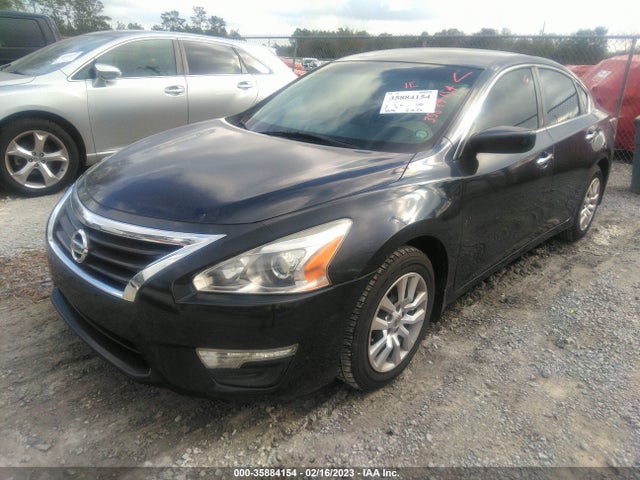 Nissan Altima 2.5 S 2015 1N4AL3AP8FC586579 Image 2